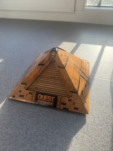 Quest pyramide escape welt - quest, pyramide,